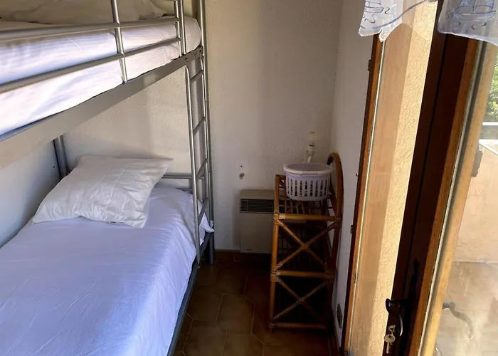 Family - Access Swimming Pool *